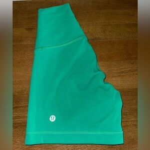 Lululemon Wunder Train Contour Fit
High-Rise Short 4" - Kelly Green Size 4